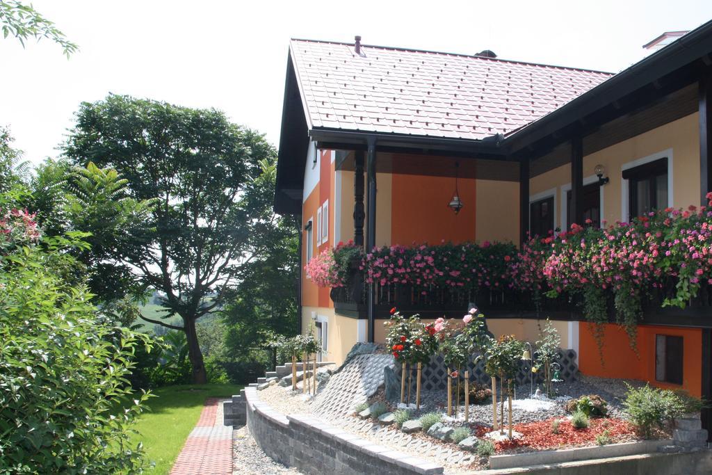 Gastehaus Dobida 호텔 Unterlamm  외부 사진