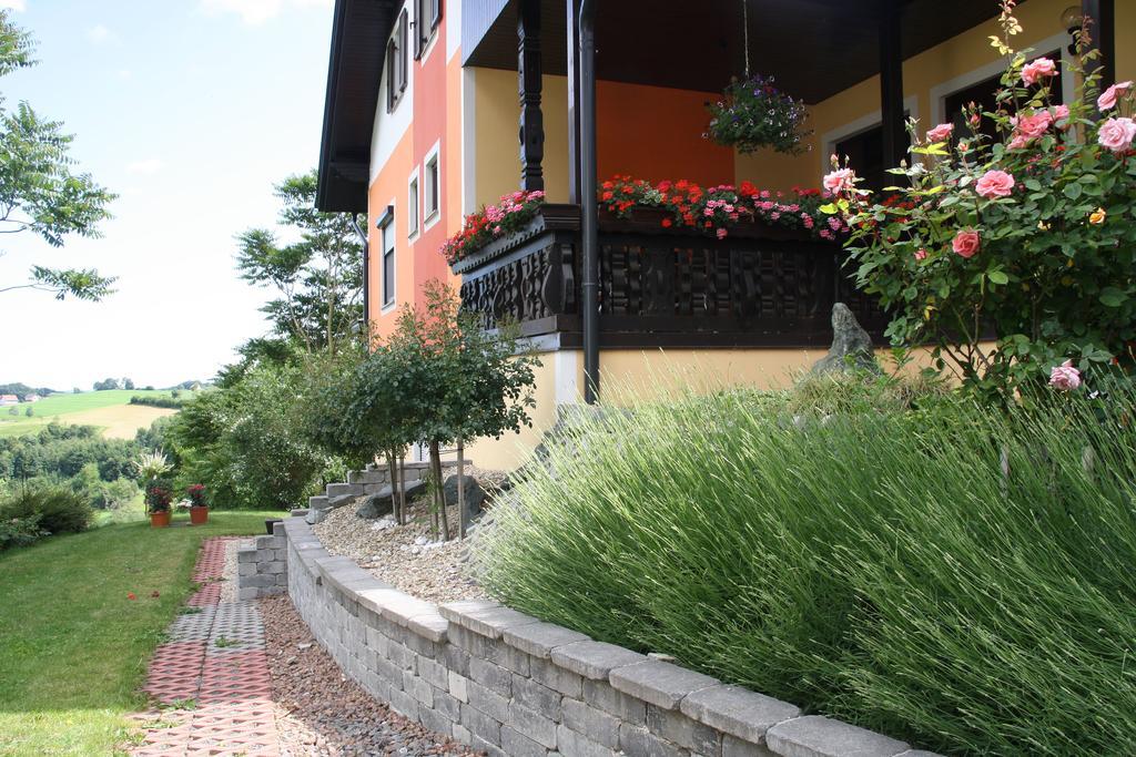 Gastehaus Dobida 호텔 Unterlamm  외부 사진